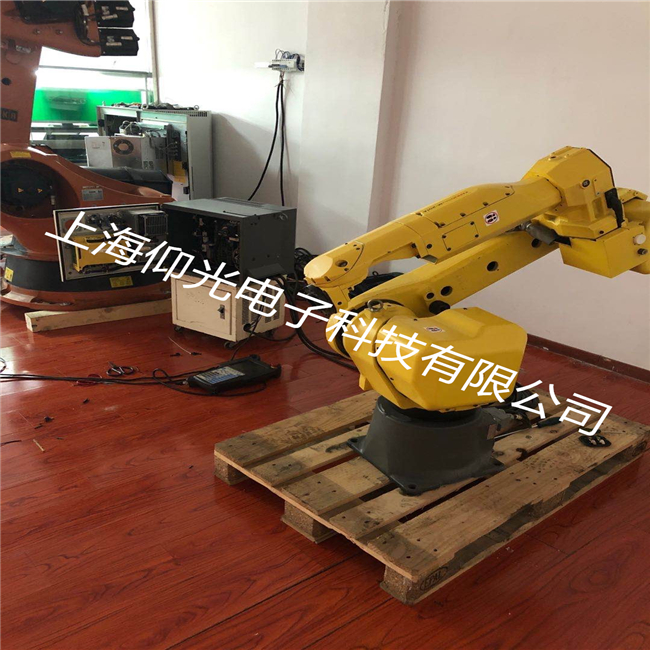 ʷ�ձȠ�Staubli���I(y��)�C(j��)е���_���Դ�����ؙC(j��)�](m��i)�з���(y��ng) 