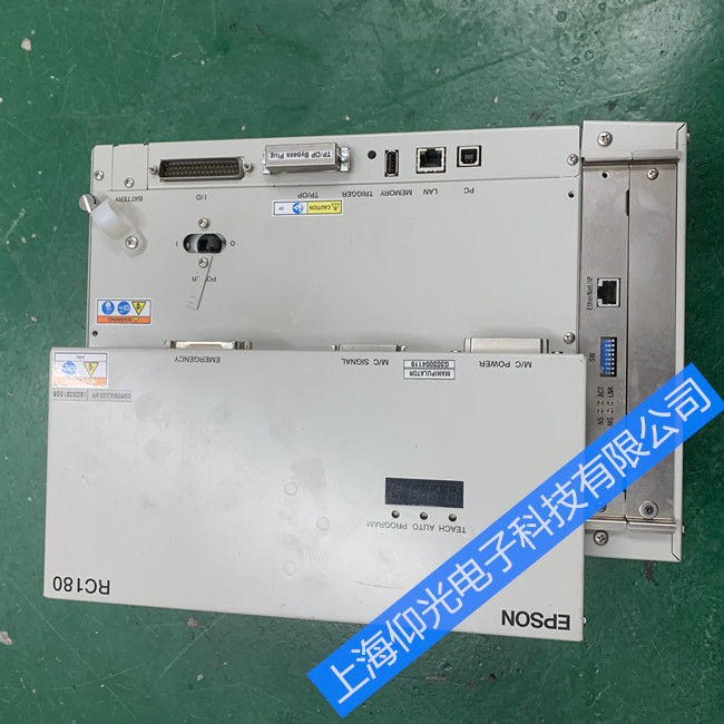 �������C���˿�����RC90�󾯾S�ޱ��B