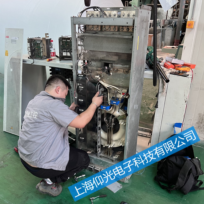 ����abb׃�l���S��ACS800-07-0770-3���@ʾFF81�S��