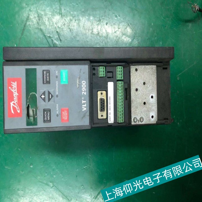 ����Danfoss����˹FC302׃�l��UuǷ���󾯹��ϾS�� 