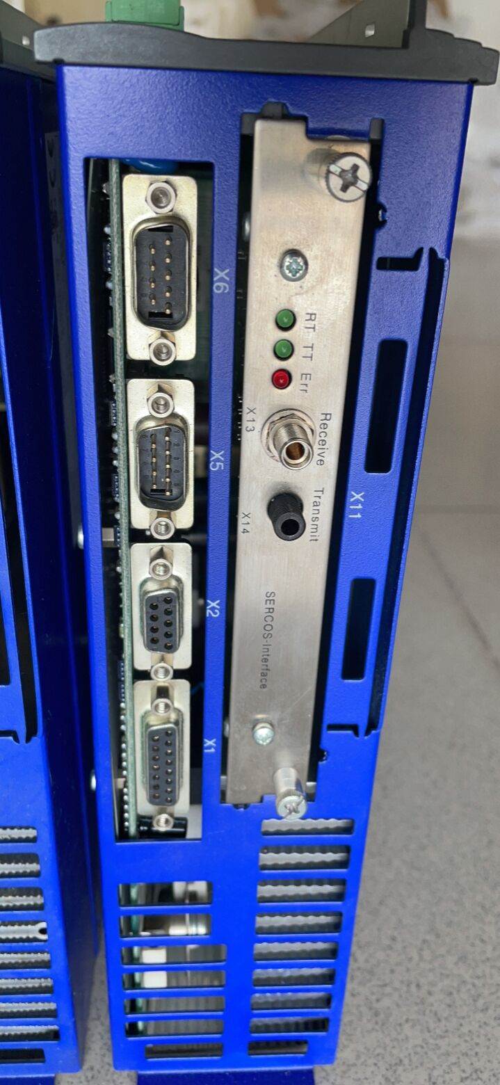 �Ơ�Ħ��s700�ŷ��(q��)������F02�^�����ϾS��