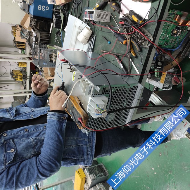 ��ʿ��ȫϵ���ŷ������S��F3152���ϾS������