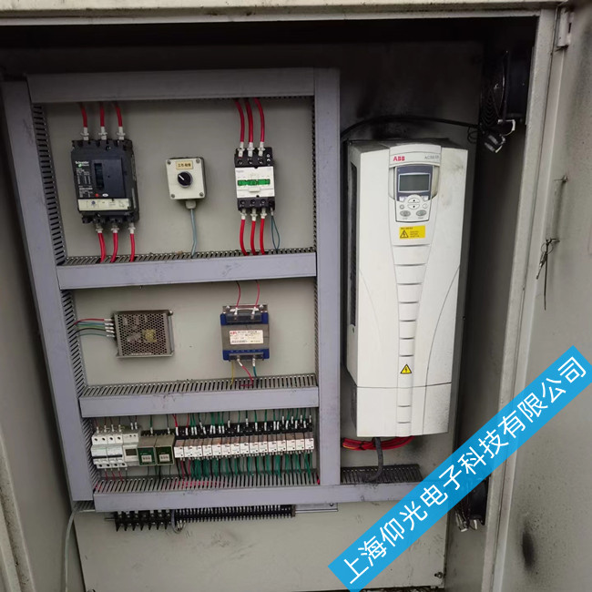 ���ABB׃�l��ACS510ϵ�еĳ�Ҋ��(b��o)���������S��-�й������������M(f��i)�z��