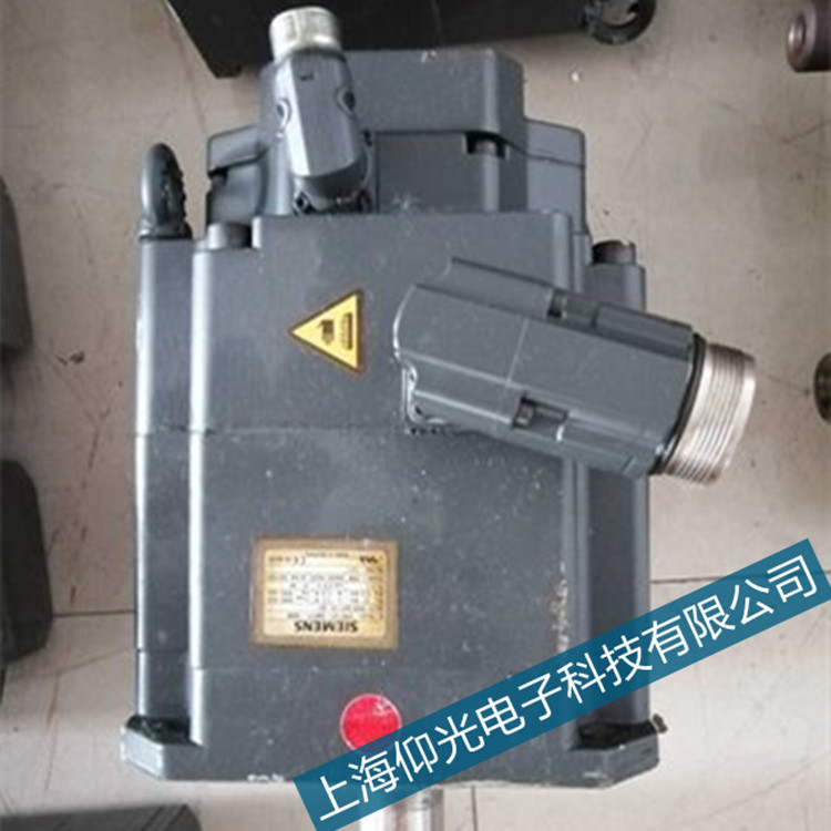 �������T(m��n)�Ӿ��a��1lg6�ŷ��R�_(d��)�M(j��n)�в�ͨ���S���c(di��n)