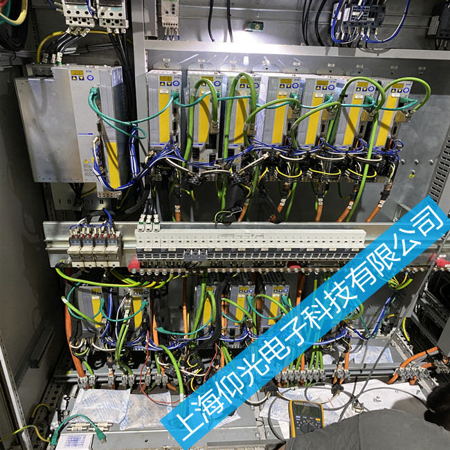 �Ơ�Ħ��S700ϵ���ŷ�������n02���ϾS�޷���